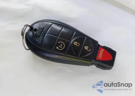 2015 Jeep Cherokee Latitude z USA, uszkodzony, nr VIN 1C4PJMCS1FW764879